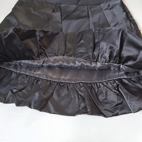 Club Monaco Pleated Tulip‎ Mini Skirt - Picture 5 of 7